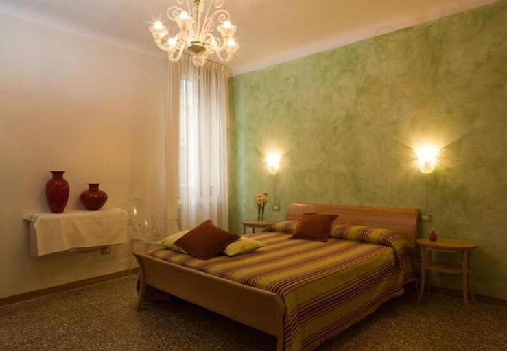 Bedroom 3, Taverna San Lio, Venezia