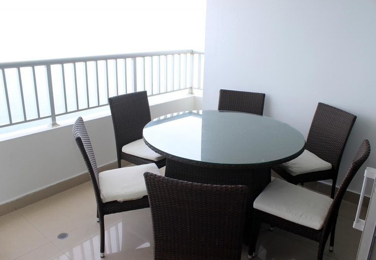 Others 5, Palmetto 2404, Cartagena de Indias