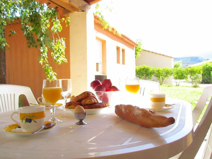 Food & Drinks 4, Domaine Des Garrigues, Ardèche
