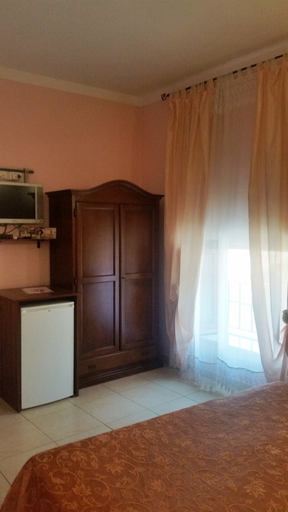 Bedroom 4, Camere Primavera B&B, Latina