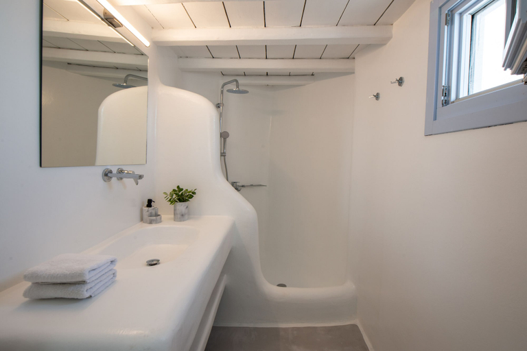 Bathroom 3, Villa Isabella, South Aegean