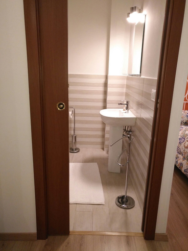 Bathroom 5, Tosca B&B, Catania