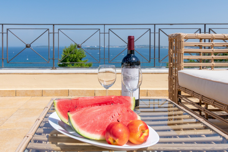 Food & Drinks, Villa Kommeno, Ionian Islands