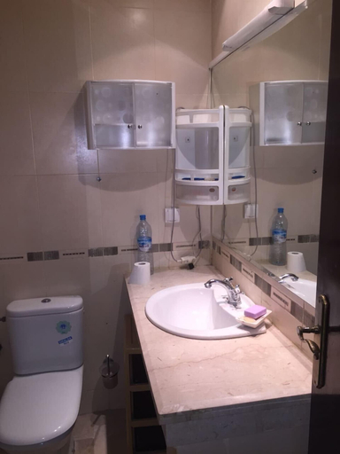 Bathroom 3, Majestic Marrakech Apts, Marrakech