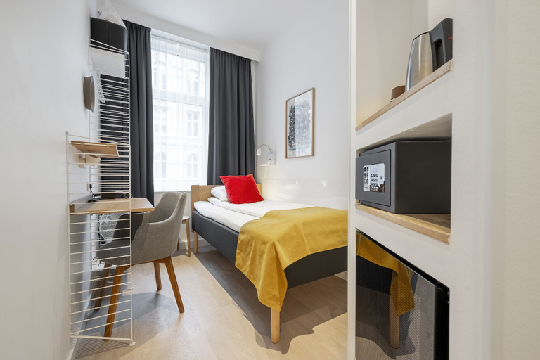 Bedroom 3, Go Hotel Ansgar, Copenhagen