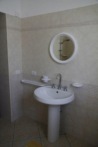 Bathroom, Villetta Immersa nel Verde Torre Guaceto, Brindisi