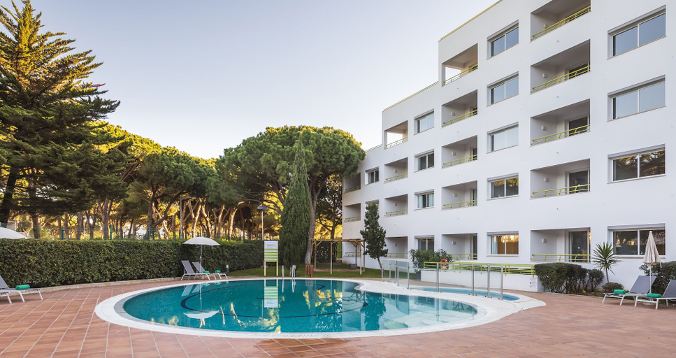 Exterior & Views 2, The Patio Suite Hotel, Albufeira