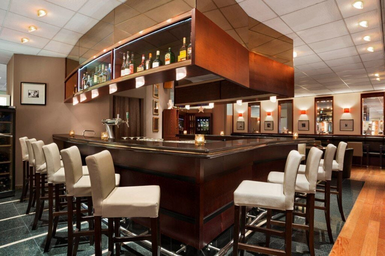 Food & Drinks 5, Ramada Encore by Wyndham Geneva, Genève
