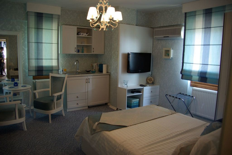 Others 4, Parla Viens Suites, Gebze