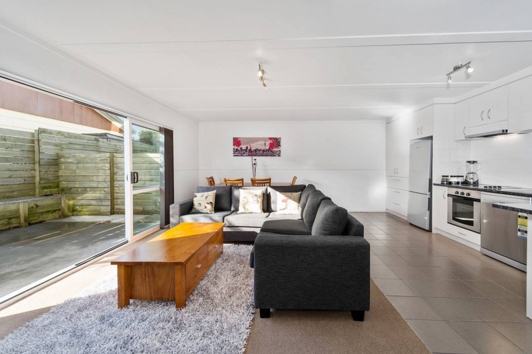 Others 5, Awesome Central Rotorua Pad, Rotorua