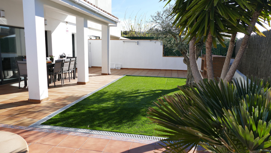 Exterior & Views 2, Villa Chantal, Tarragona