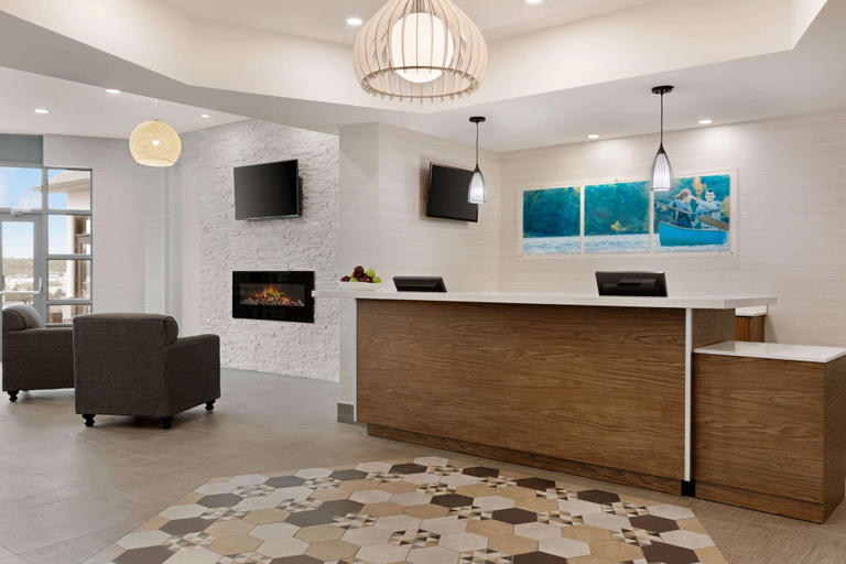 Others 5, Days Inn by Wyndham Kingston, Frontenac