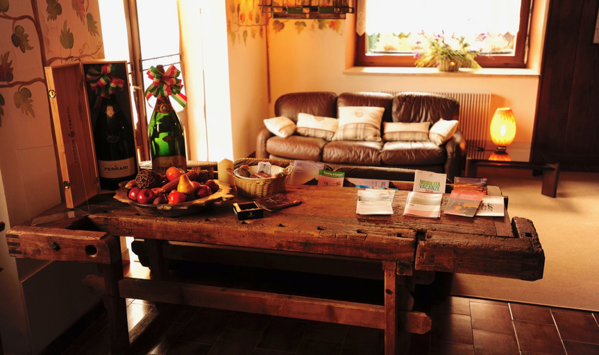 Others 4, Locanda Antica Italia, Trento