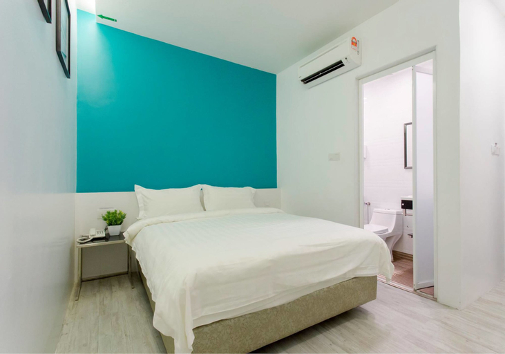 Bedroom 6