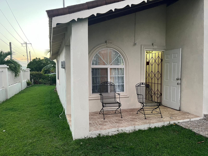 Exterior & Views, Private and Cozy home