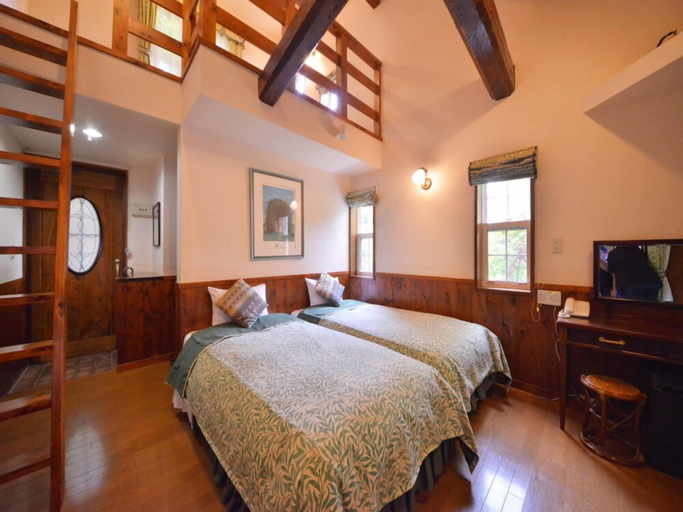 Bedroom 2, One More Time, Nikkō