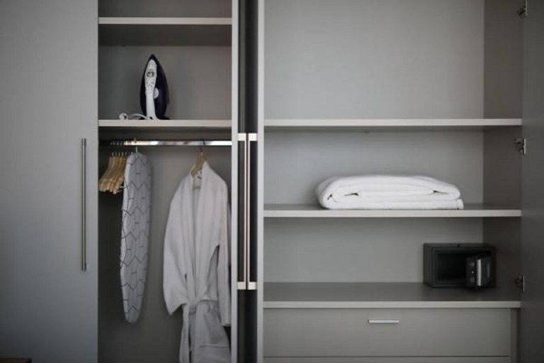 Others 4, LeGeo-Luxurious Athenian Apartment, Attica