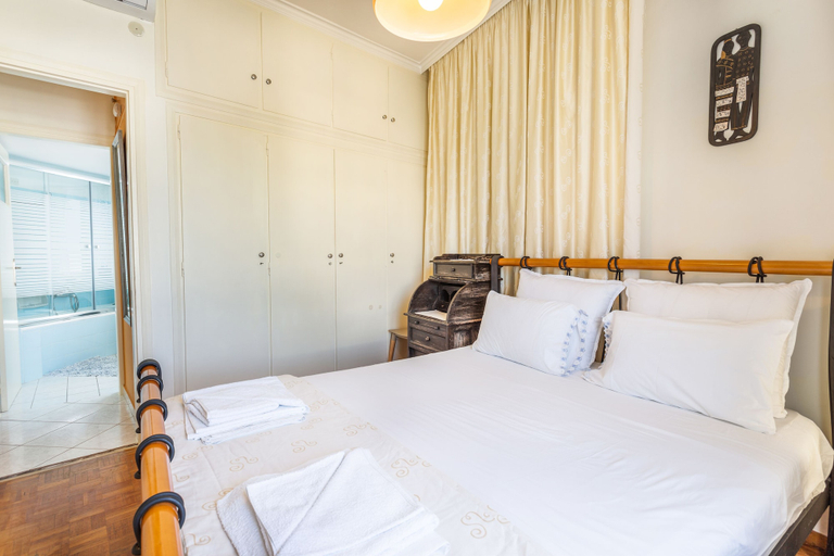 Bedroom 2, Ranias luxurious Apartment with sea view!, Crete