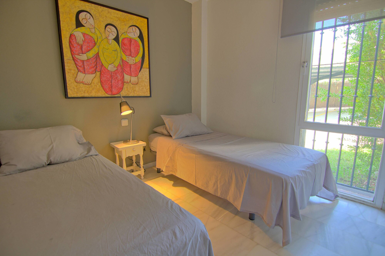 Bedroom 2, Apartamento Costabella, Málaga