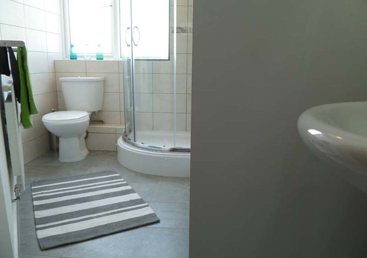Bathroom, Harbour View 4, Hampshire
