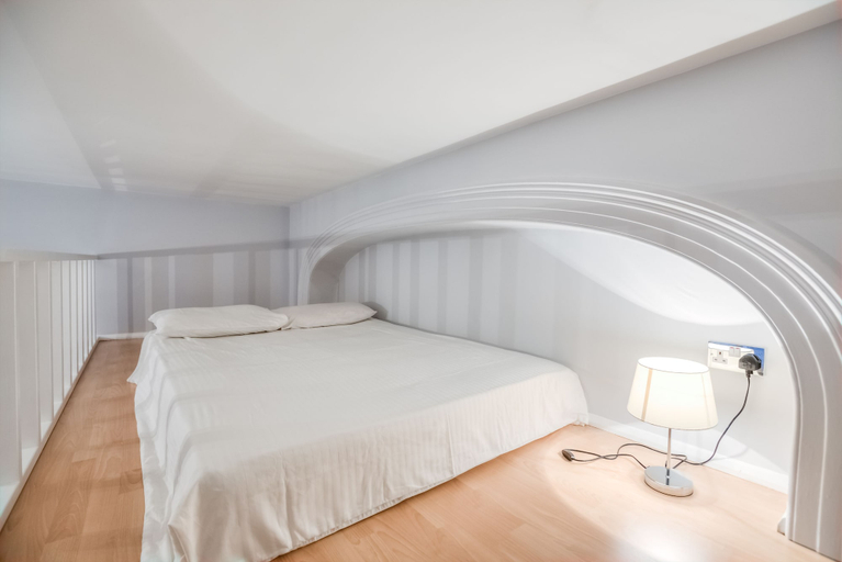Bedroom 3, QB 11, London