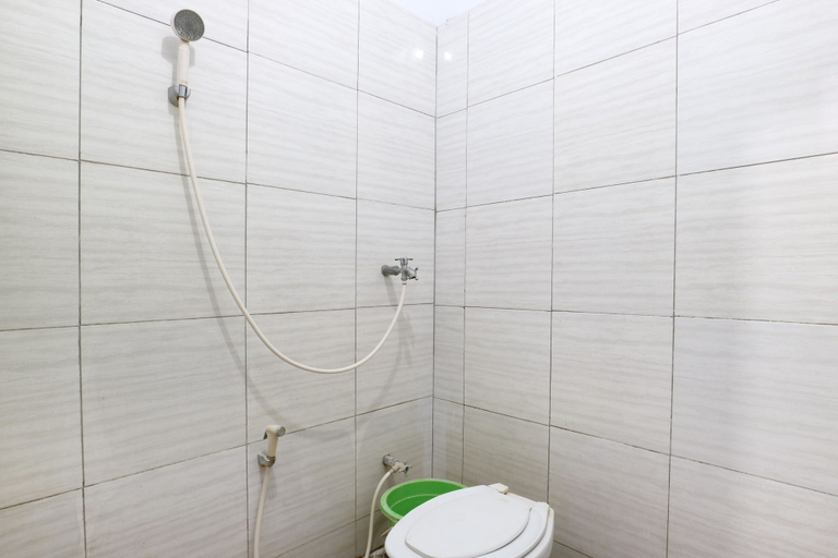 Bathroom, Micost Homestay, Denpasar