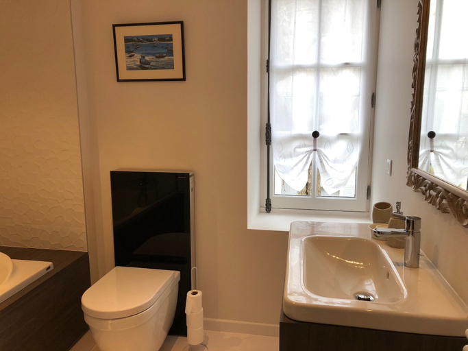 Bathroom 5, Villa Mary, Indre-et-Loire