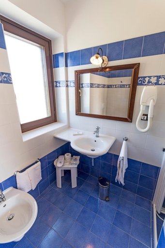 Bathroom 5, Masseria Ruri Pulcra, Lecce