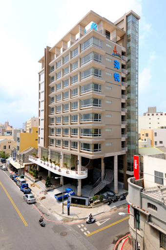 Exterior & Views 2, Penghu Haiyue Hotel, Penghu