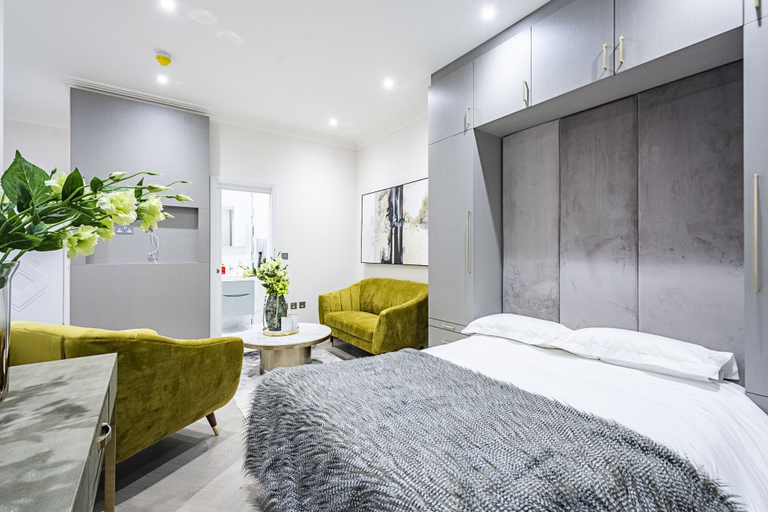 Bedroom 2, Billionaire Suites Kensington, London