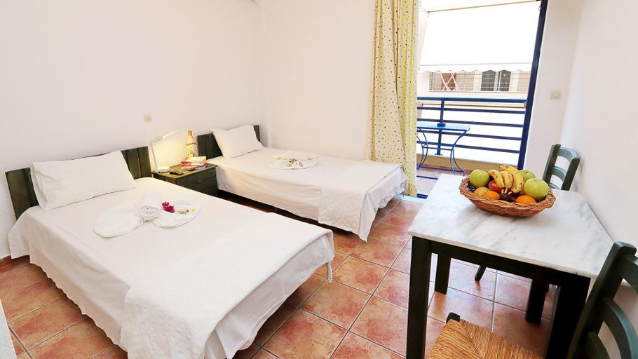 Bedroom 4, Ritsoni Studios, Central Greece