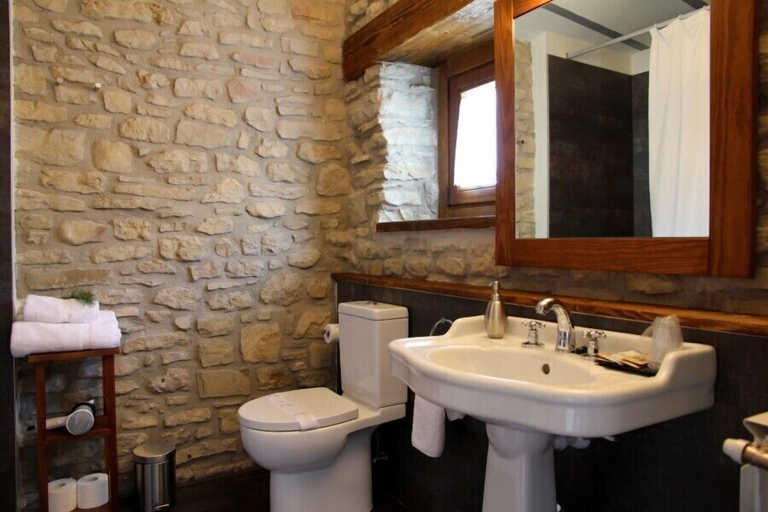Bathroom, Casa Rural Fernandoegea, Navarra