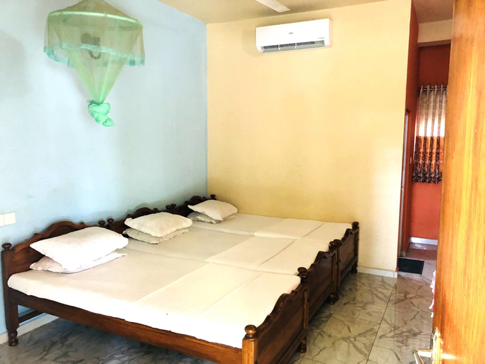 Bedroom 2, Trinco Prasanna Resort, Trincomalee Town and Gravets