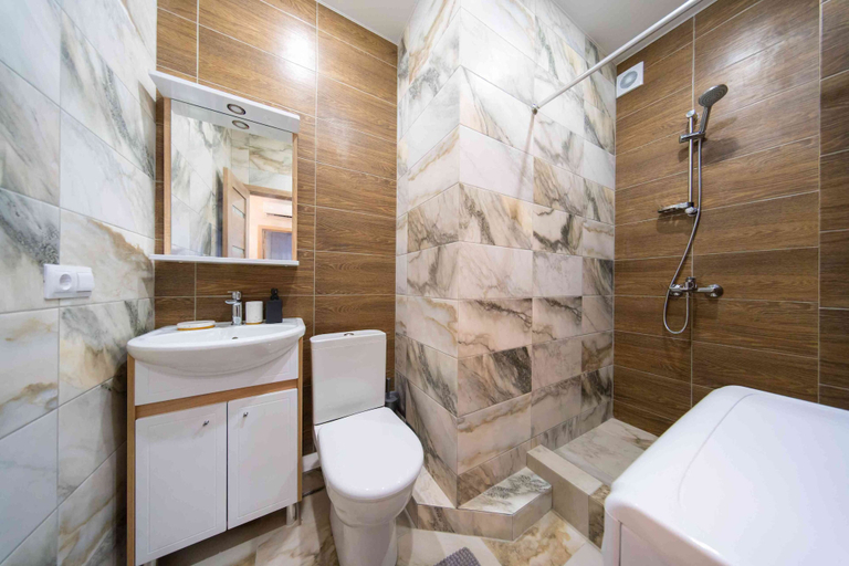 Bathroom, More Apartments na Estonskoy 37 k9, Sochi gorsovet