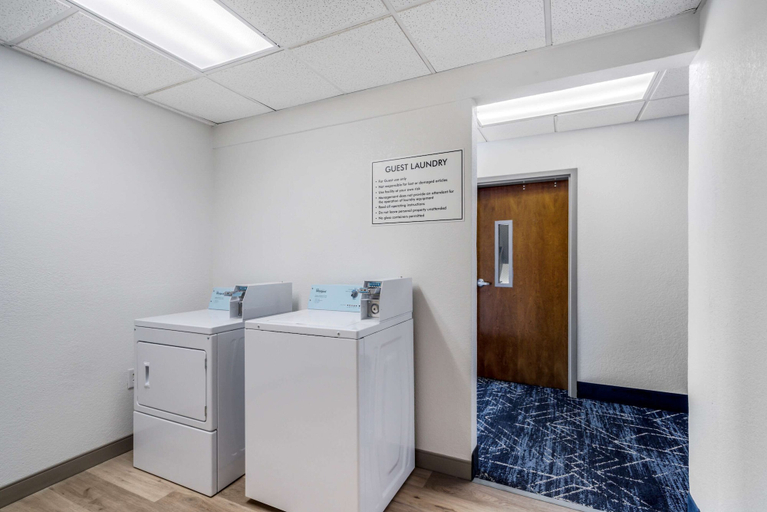 Bathroom 4, Comfort Inn & Suites Lexington South, Davidson
