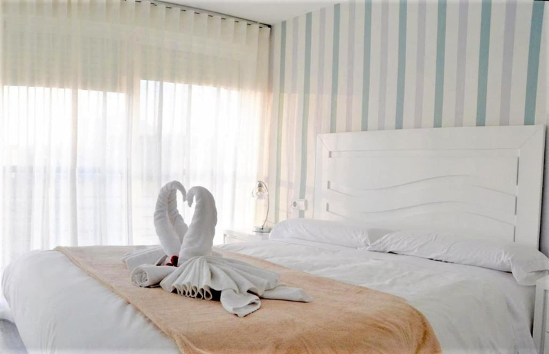 Bedroom 3, Edificio Coblanca 3 by Sonneil Rentals, Alicante