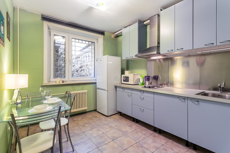 Others 4, Apartment on Bolshaya Spasskaya 6-1, North-Eastern