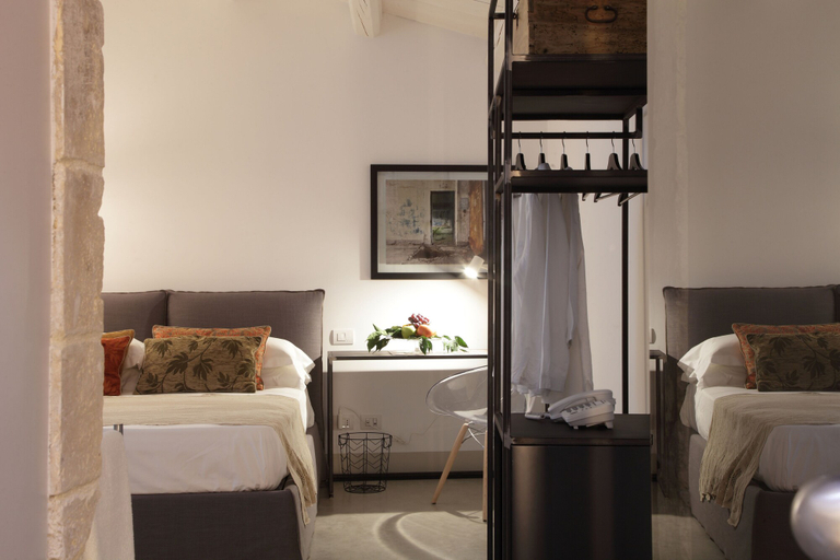 Bedroom 3, Embrace Sicily Guest House, Syracuse