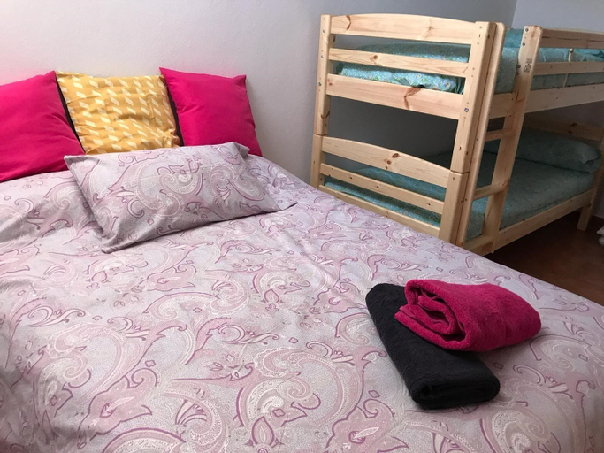 Bedroom 3, Carihuela Piscina y playa, Málaga