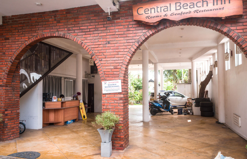 Exterior & Views 2, Central Beach Inn, Weligama