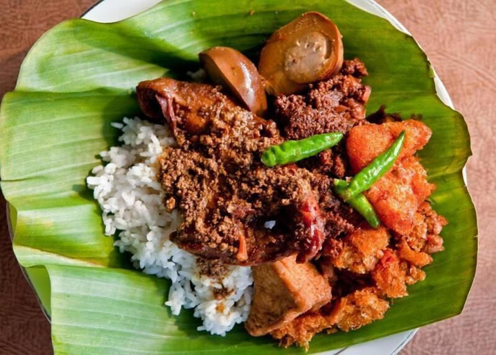 Food & Drinks, Rumah Kayu Manis Tebet, South Jakarta