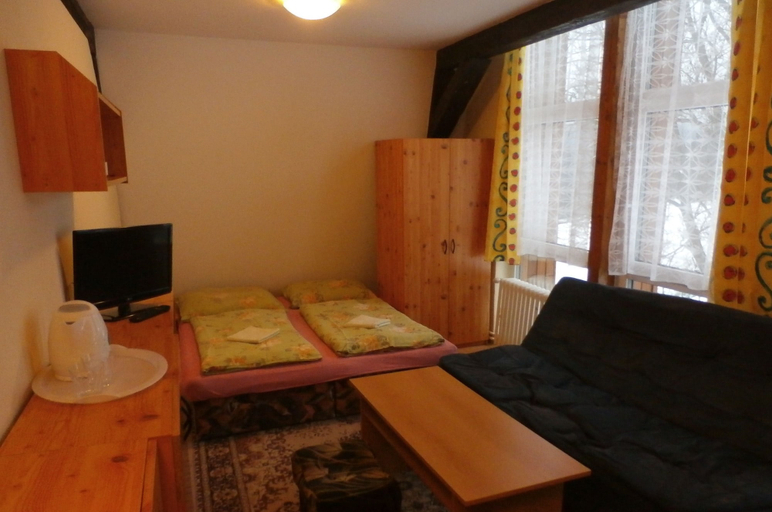 Bedroom 3, Horský Hotel Vltava, Trutnov