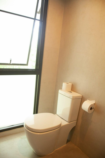 Bathroom 3, Middle Path Retreat, Mae Rim