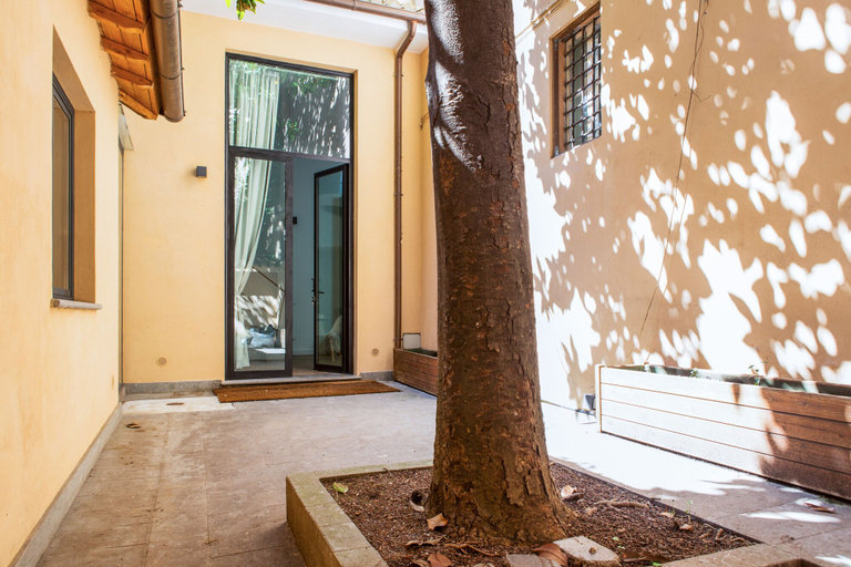 Exterior & Views, Via della Scala Apartment, Rome