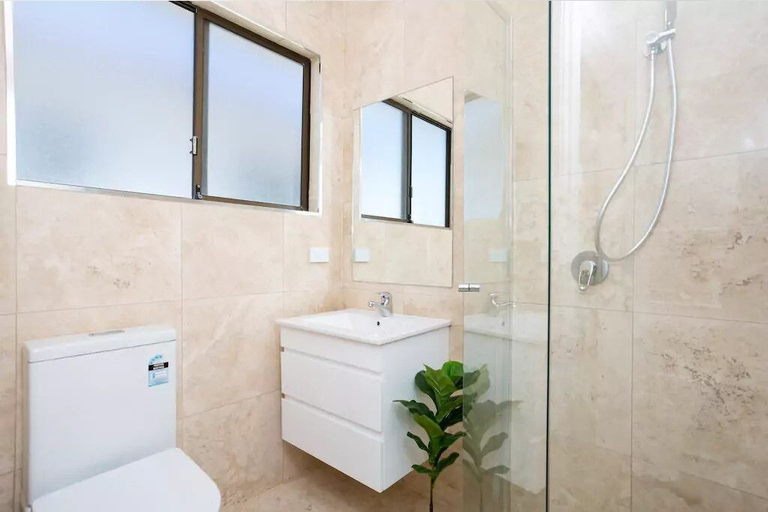 Bathroom 2, EJ Homes at The Entrance, Wyong - South and West