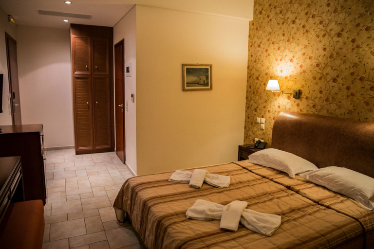 Bedroom 3, Tesoro Hotel, Ionian Islands
