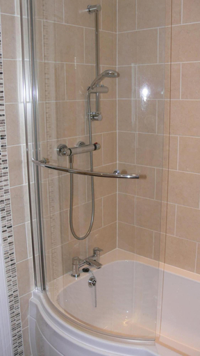 Bathroom 4, The Home Arms Guesthouse, Scottish Borders