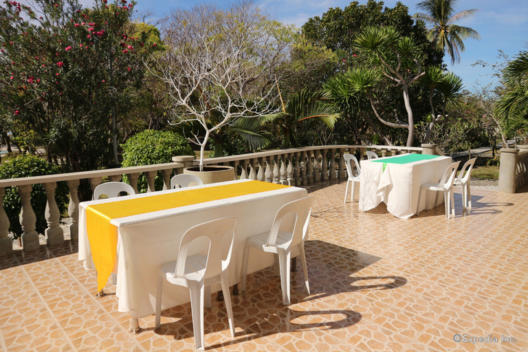 Food & Drinks 5, Antulang Beach Resort, Zamboanguita