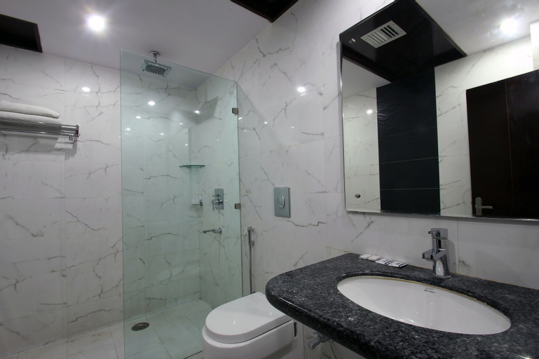 Bedroom 4, Hotel Mohan International , West