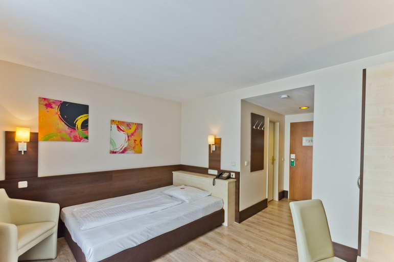 Bedroom 4, Hotel Astor München, München